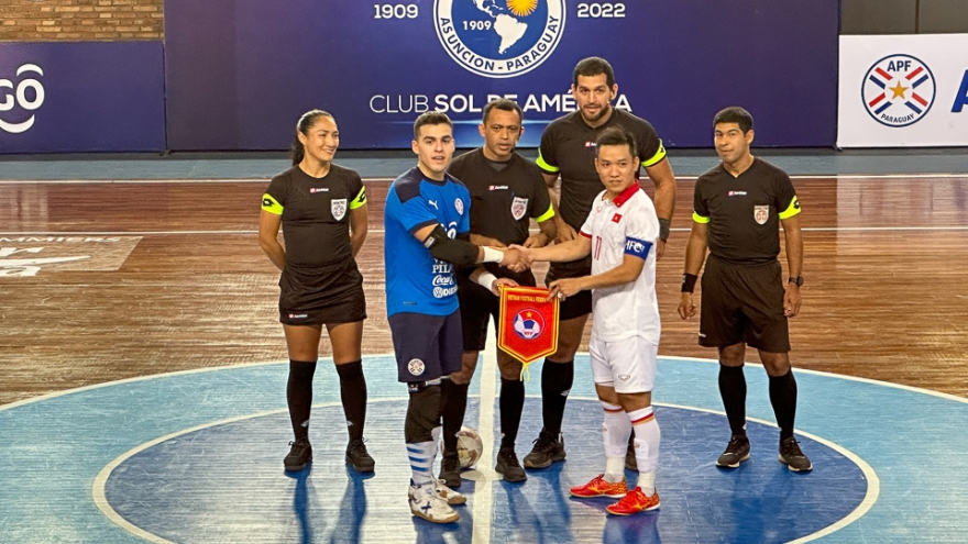 ĐT Futsal Việt Nam thua sát nút Paraguay trong trận giao hữu đầu tiên ở Nam Mỹ